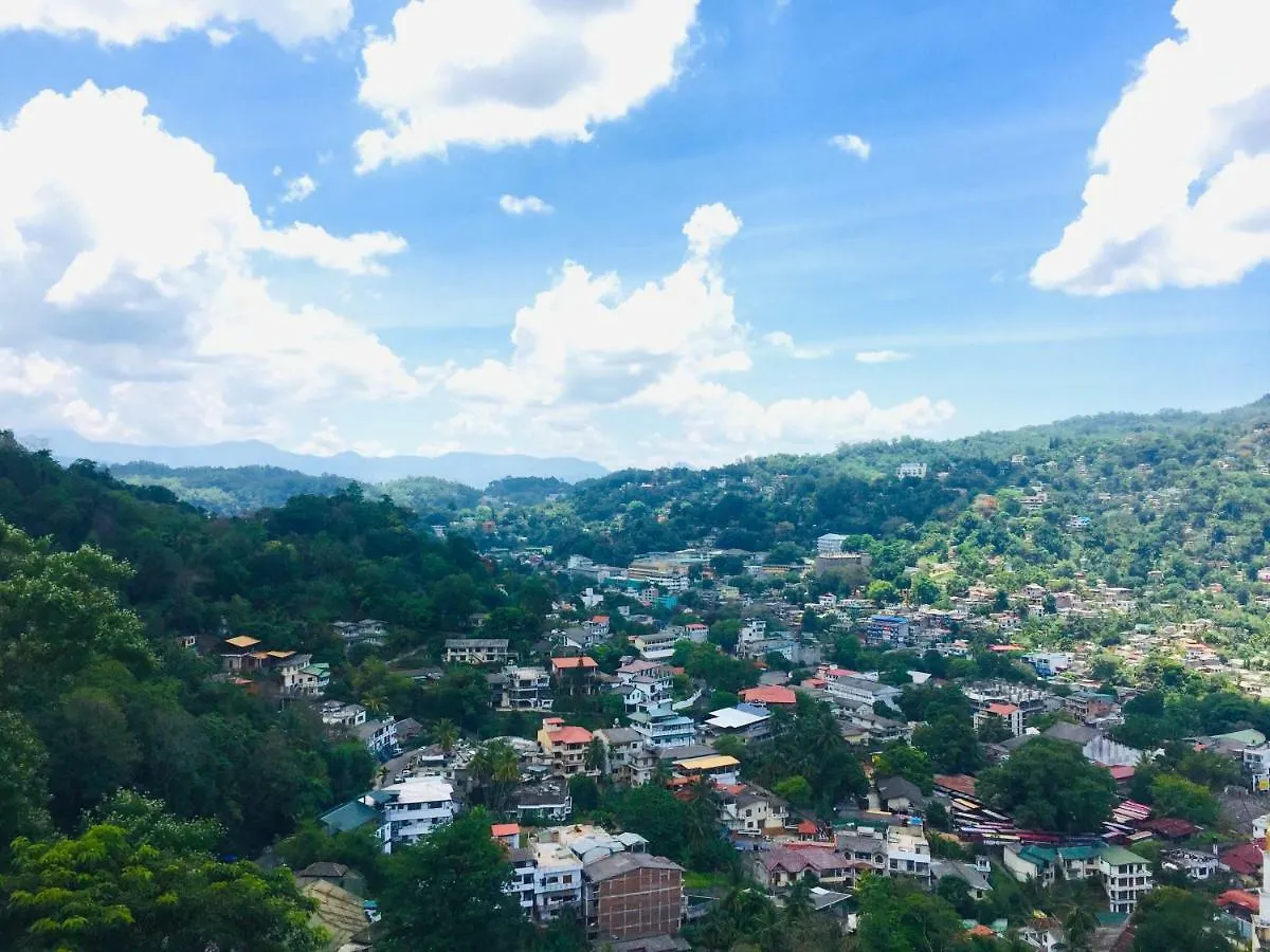 Secret View Kandy Otel